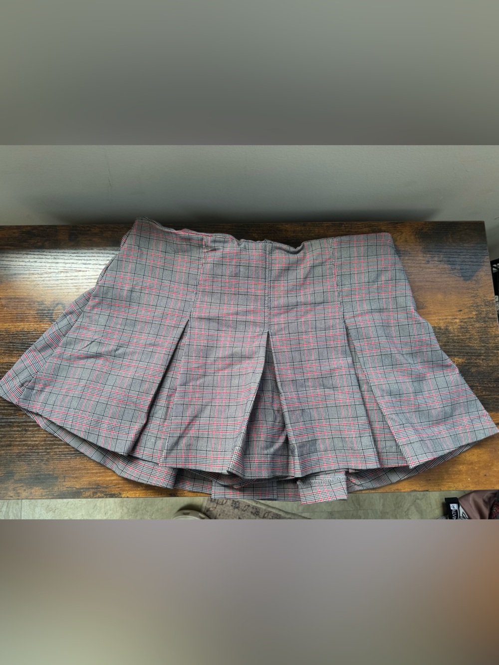 NWT wild fable Plaid Pleated Mini Skort in Gray and Red